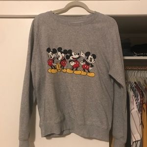 Disney Mickey Mouse pull over